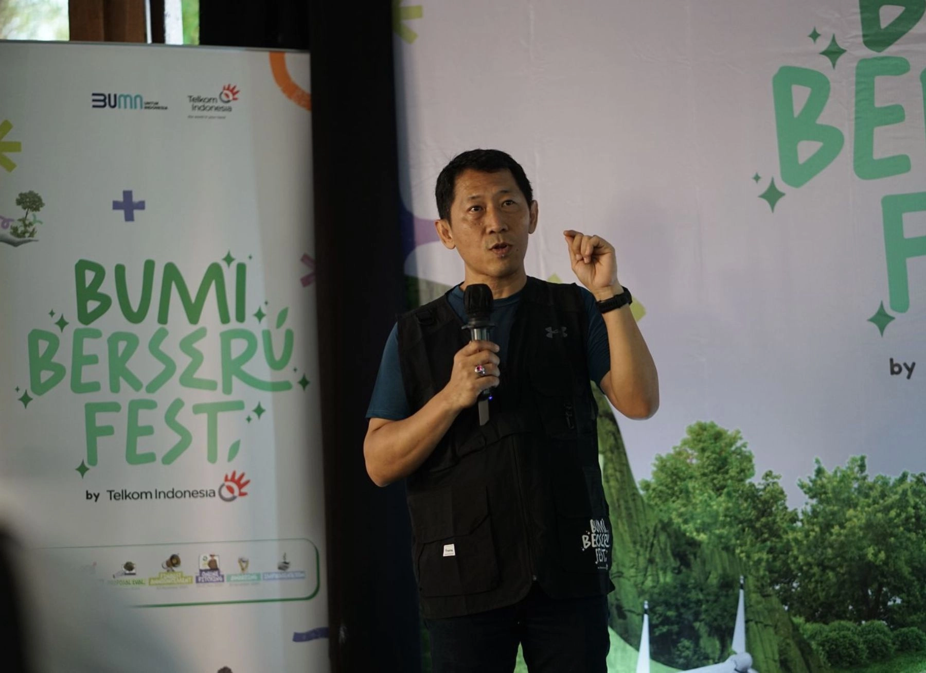 Aksi Sosial Telkom, Tingkatkan Kenyamanan Fasilitas Umum melalui Program Revitalisasi